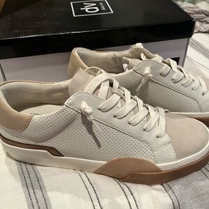 DV by Dolce Vita Sneakers